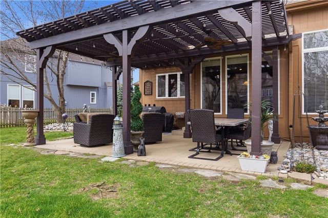 225 Misty Meadow Drive, Lee's Summit, MO 64064