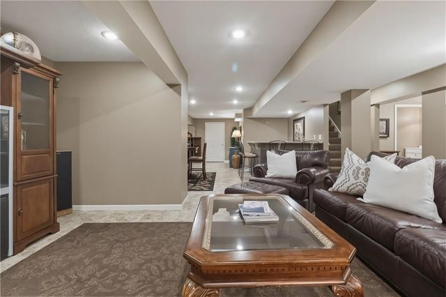 225 Misty Meadow Drive, Lee's Summit, MO 64064