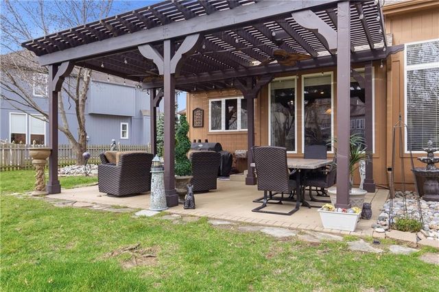 225 Misty Meadow Drive, Lee's Summit, MO 64064