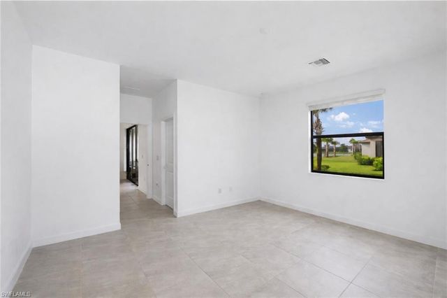 18311 Ridgeline DR, Estero, FL 33928