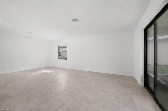 18311 Ridgeline DR, Estero, FL 33928