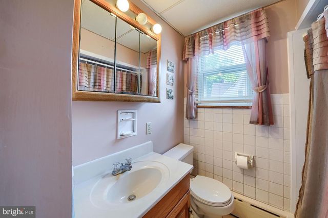 105 CAMPBELLTOWN RD, Palmyra, PA 17078