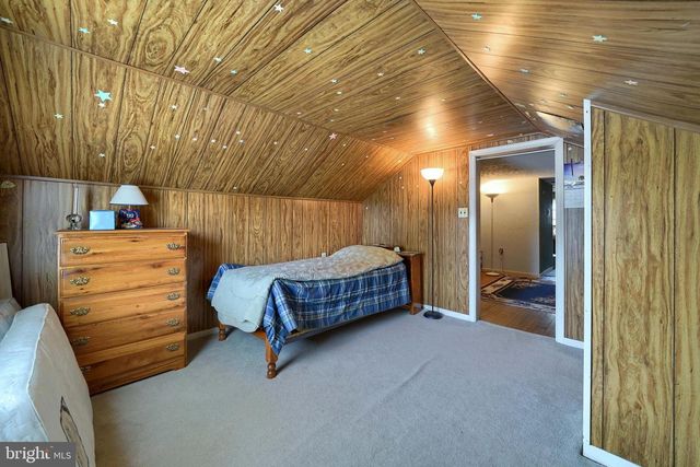 105 CAMPBELLTOWN RD, Palmyra, PA 17078