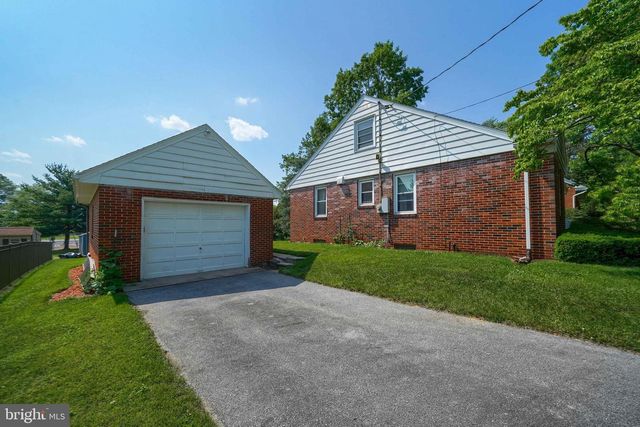 105 CAMPBELLTOWN RD, Palmyra, PA 17078