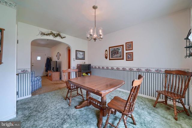 105 CAMPBELLTOWN RD, Palmyra, PA 17078
