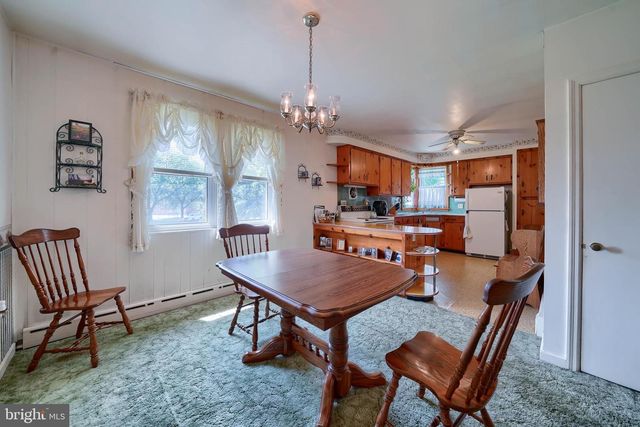 105 CAMPBELLTOWN RD, Palmyra, PA 17078