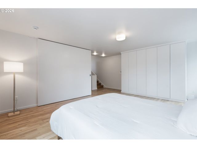 3745 Ne MALLORY Ave, Portland, OR 97212