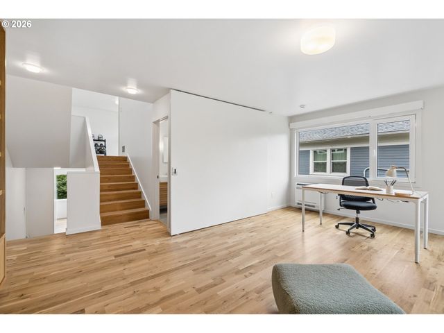 3745 Ne MALLORY Ave, Portland, OR 97212