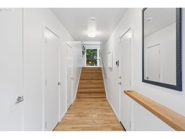 3745 Ne MALLORY Ave, Portland, OR 97212