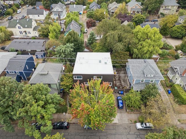 3745 Ne MALLORY Ave, Portland, OR 97212