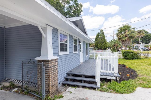 6906 N LYNN AVENUE, Tampa, FL 33604