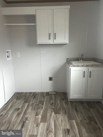 41 APOLLO COURT, Martinsburg, WV 25405