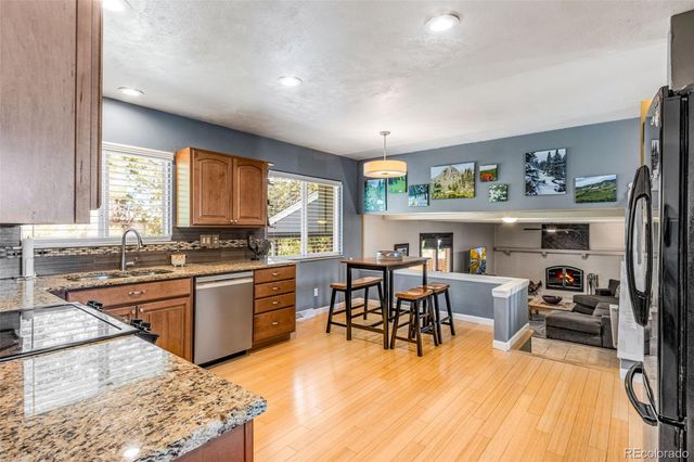 12841 W Warren Avenue, Lakewood, CO 80228