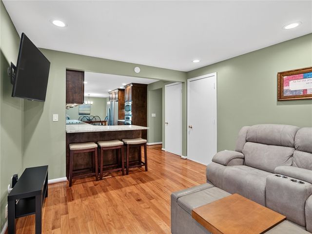 13 Hillcrest Drive, Hamlin, NY 14464