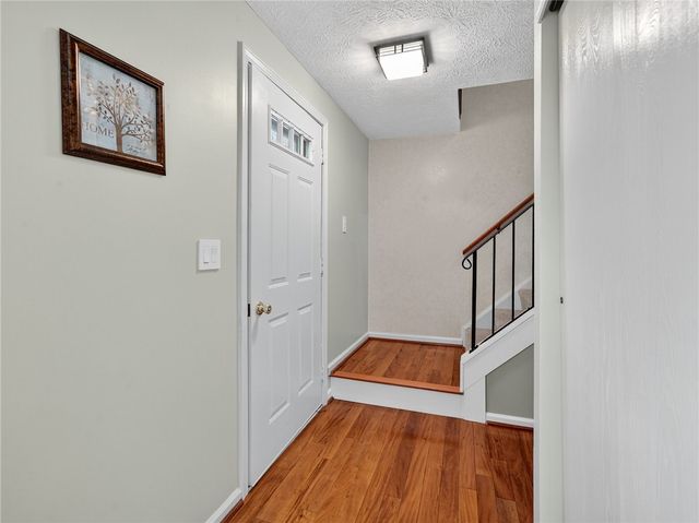 13 Hillcrest Drive, Hamlin, NY 14464