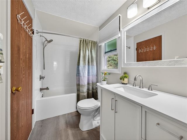 13 Hillcrest Drive, Hamlin, NY 14464