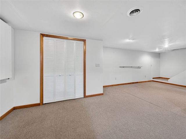 13 Hillcrest Drive, Hamlin, NY 14464