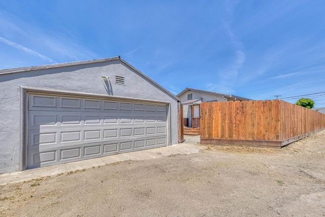 823 Central Avenue, Hollister, CA 95023