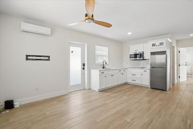 6765 W FLAMINGO WAY S, St Petersburg, FL 33707