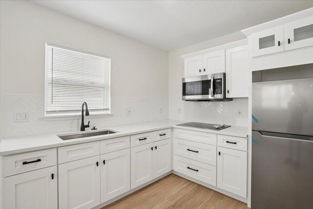 6765 W FLAMINGO WAY S, St Petersburg, FL 33707