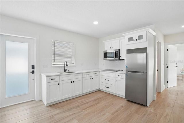 6765 W FLAMINGO WAY S, St Petersburg, FL 33707