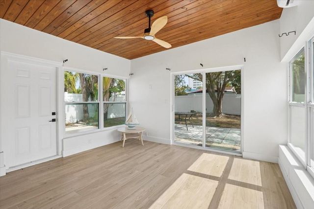6765 W FLAMINGO WAY S, St Petersburg, FL 33707