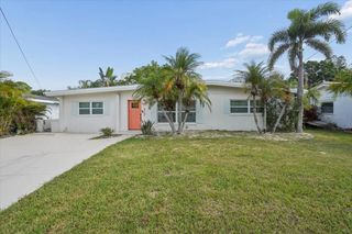 6765 W FLAMINGO WAY S, St Petersburg, FL 33707