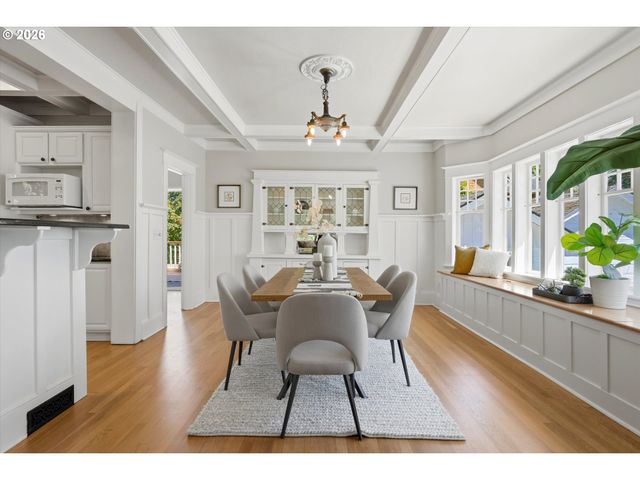 3406 Ne 41ST Ave, Portland, OR 97212