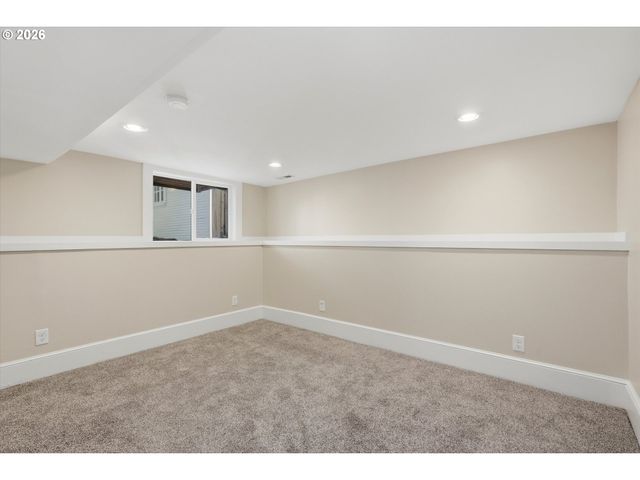 3406 Ne 41ST Ave, Portland, OR 97212