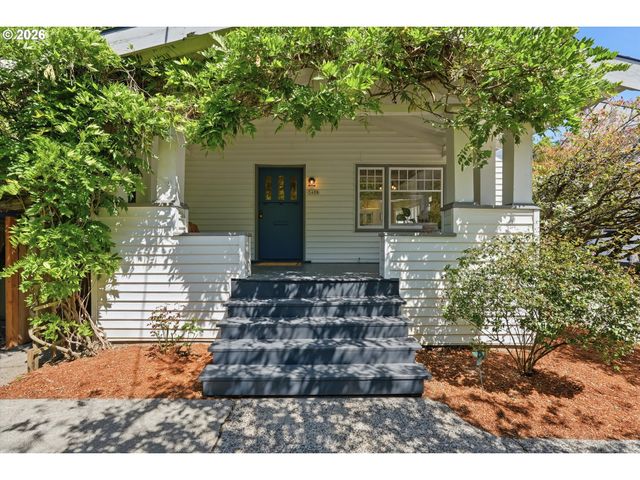 3406 Ne 41ST Ave, Portland, OR 97212