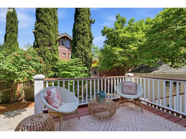 3406 Ne 41ST Ave, Portland, OR 97212