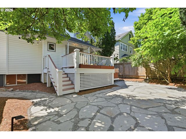 3406 Ne 41ST Ave, Portland, OR 97212