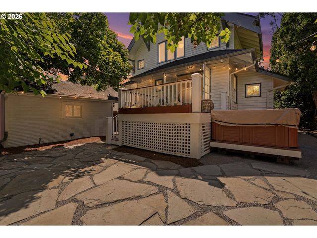 3406 Ne 41ST Ave, Portland, OR 97212