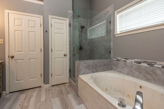 4690 SHADOW TREE CV, Bartlett, TN 38002