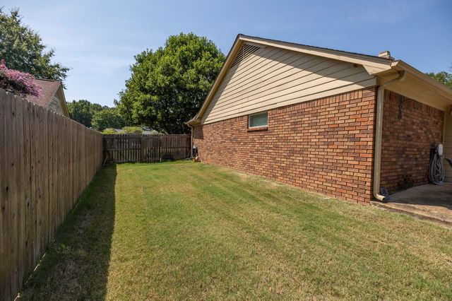4690 SHADOW TREE CV, Bartlett, TN 38002