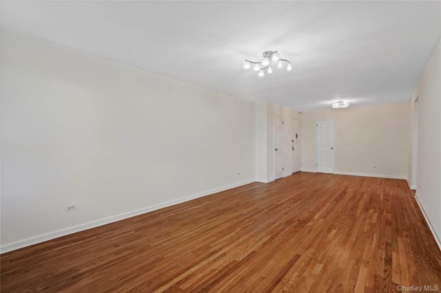 84-10 153rd Avenue 3L, Howard Beach, NY 11414