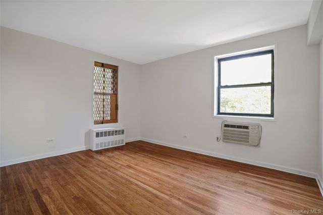 84-10 153rd Avenue 3L, Howard Beach, NY 11414