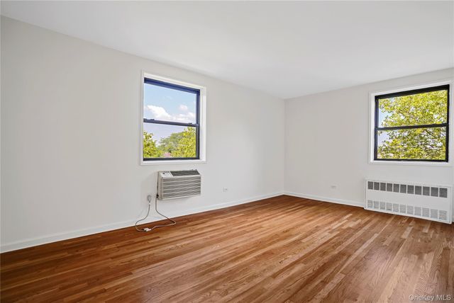 84-10 153rd Avenue 3L, Howard Beach, NY 11414