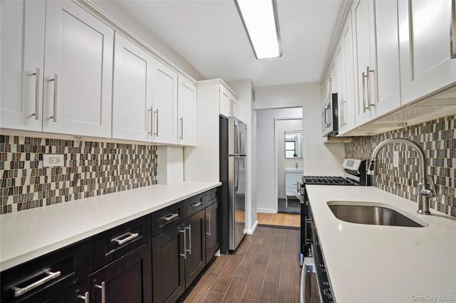 84-10 153rd Avenue 3L, Howard Beach, NY 11414