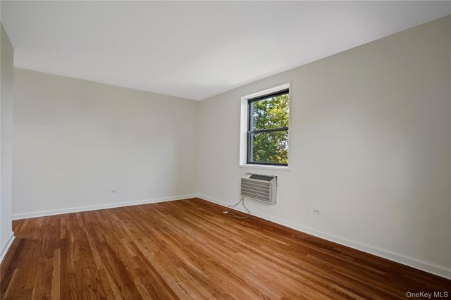 84-10 153rd Avenue 3L, Howard Beach, NY 11414