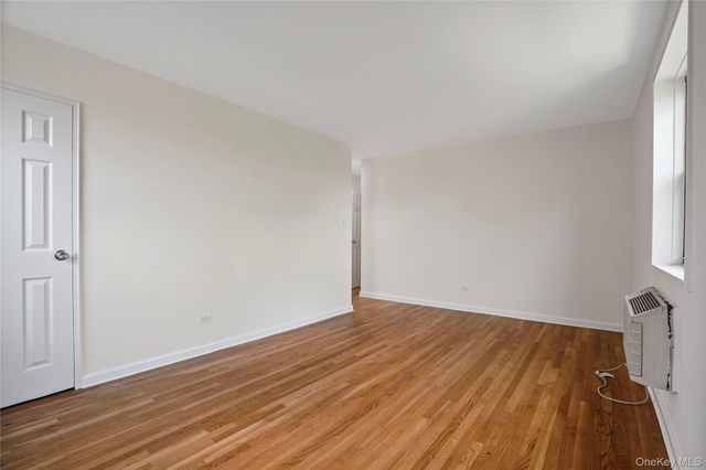 84-10 153rd Avenue 3L, Howard Beach, NY 11414