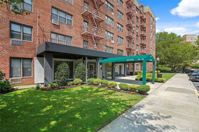 84-10 153rd Avenue 3L, Howard Beach, NY 11414