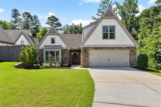 225 Arbor Garden Circle, Newnan, GA 30265