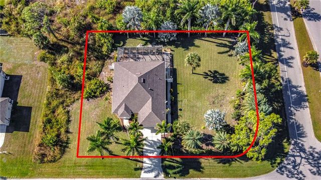 103 Wahoo DR, Rotonda West, FL 33947
