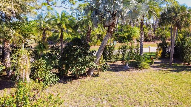 103 Wahoo DR, Rotonda West, FL 33947