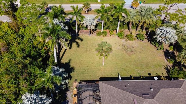 103 Wahoo DR, Rotonda West, FL 33947