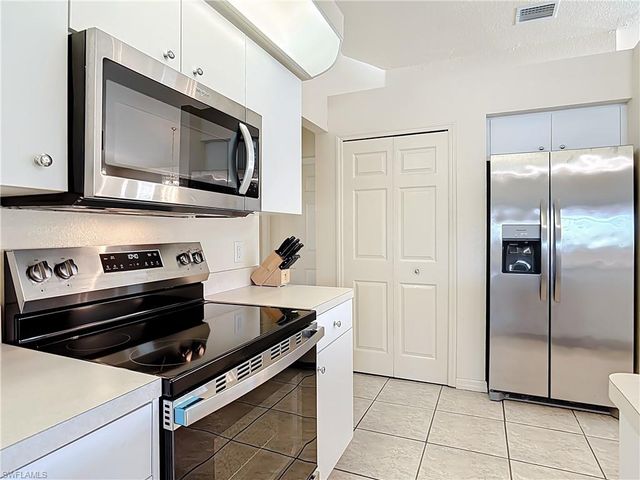 103 Wahoo DR, Rotonda West, FL 33947