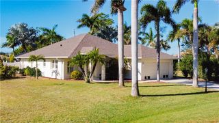 103 Wahoo DR, Rotonda West, FL 33947