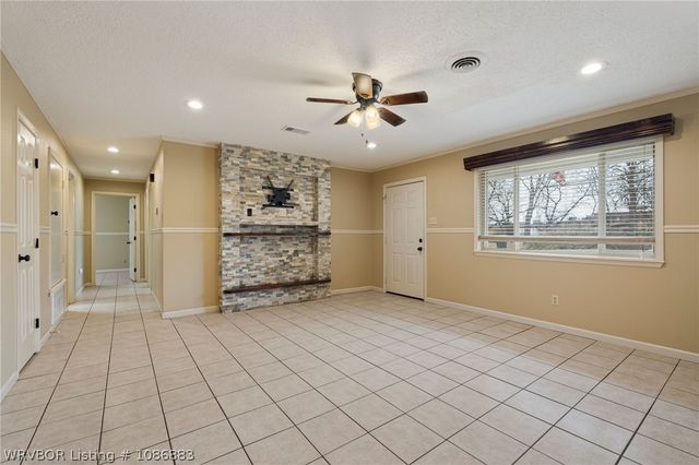 2205 Woodrow Street, Van Buren, AR 72956