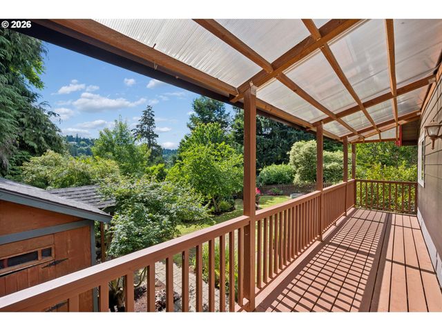 1294 14TH St, West Linn, OR 97068